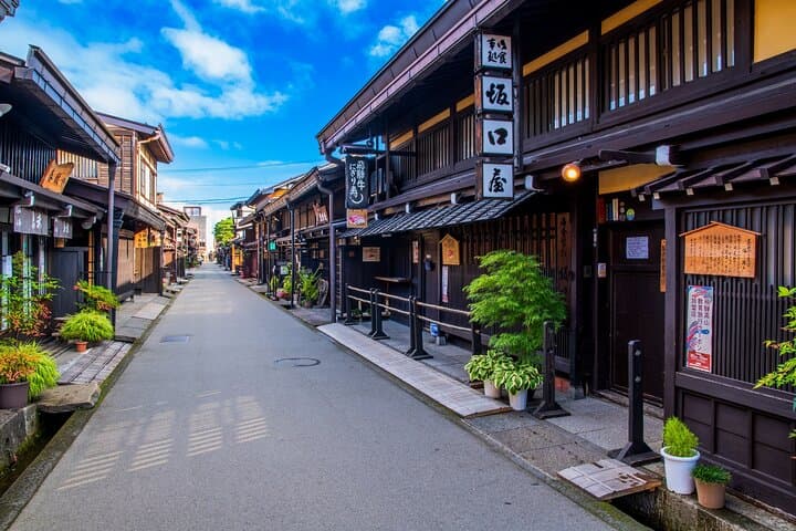 One-way Bus: from Kawaguchiko to Matsumoto or Takayama — photo 6