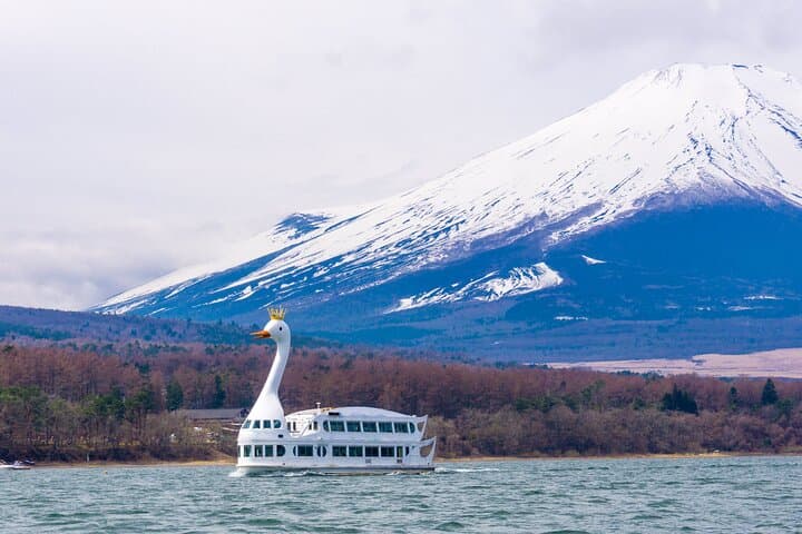 From Tokyo: Mount Fuji, Cruise and Sake Tasting Tour — photo 1