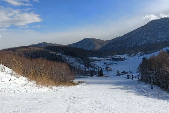 Sapporo ⇔ New Chitose Airport Private Transfer | Licensed Driver — photo 11
