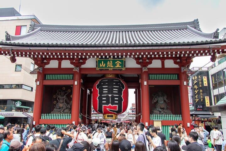 Tokyo’s Must-Sees: 5-hour Tsukiji, Akihabara & Asakusa Tour — photo 19