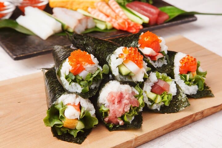 Unlimited Sake and Hand-Rolled Sushi Workshop — photo 4