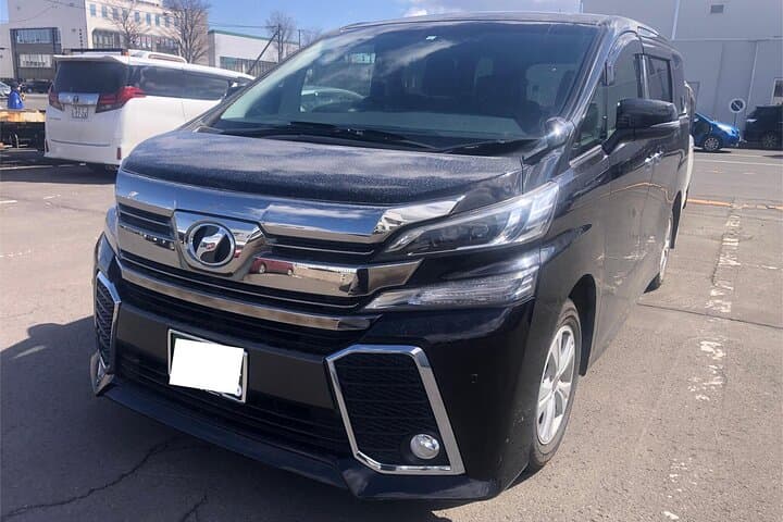 Sapporo ⇔ New Chitose Airport Private Transfer | Licensed Driver — photo 2