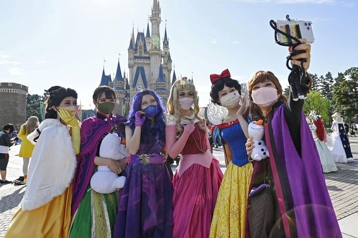 Tokyo Disney Resort Park E-Tickets with Options — photo 11