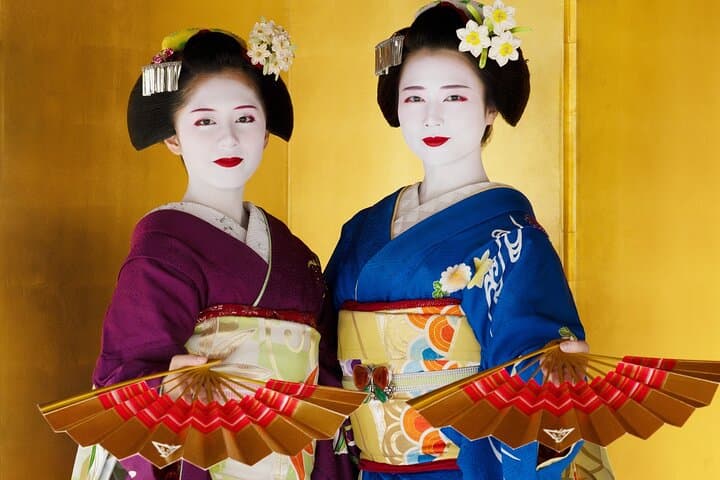 Kyomai Dance by Maiko Geiko and Visits of Gion Art Museum Kyoto — photo 6