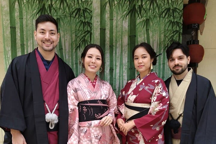 Go out freely wearing a traditional kimono — photo 2