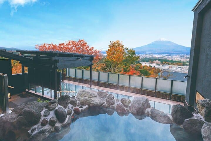 Mt. Fuji 5th, Oshino Hakkai, Onsen Full-Day Trip From Tokyo — photo 12