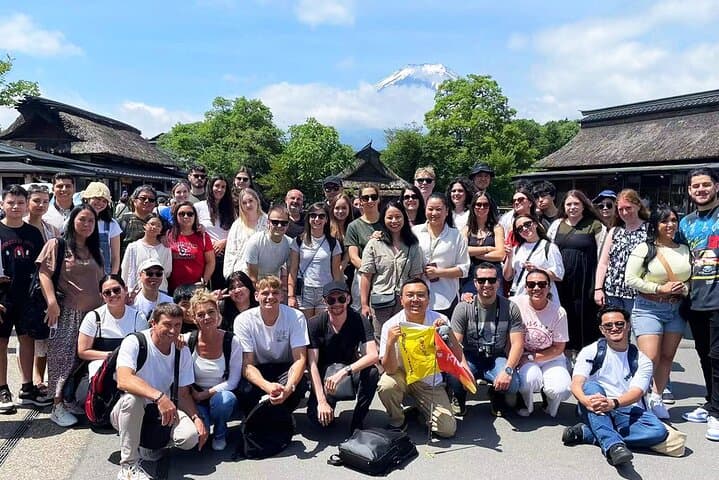 Mt. Fuji Day tour: Kawaguchi Lake Ropeway, Matcha, Oshino Hakkai — photo 8