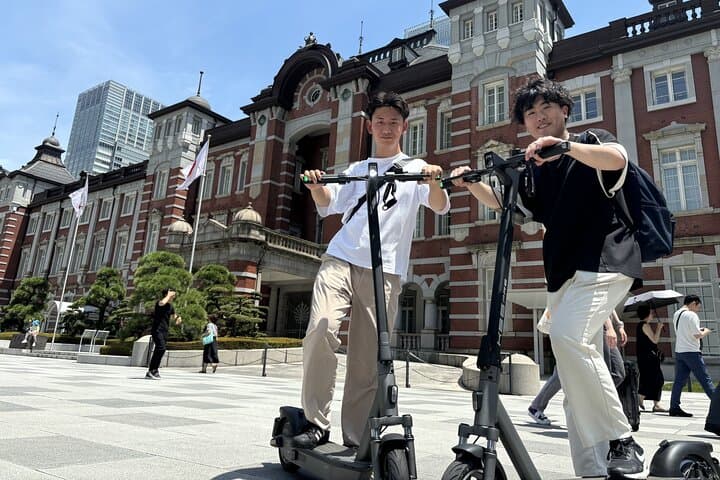 Tokyo Private E-Scooter ride: Explore the City Your Way — photo 2