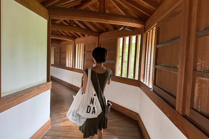 Himeji: Private Guided Tour of Himeji Castle and Engyoji Temple — photo 13