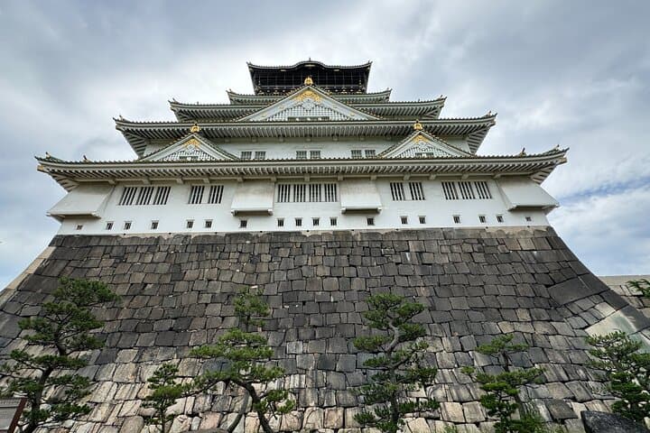 Osaka Early Morning Osaka Castle Tour Avoid Crowds — photo 5