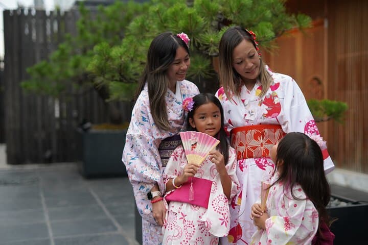 Tokyo, Shibuya: Kimono Rental / English-friendly / Meiji shrine — photo 9