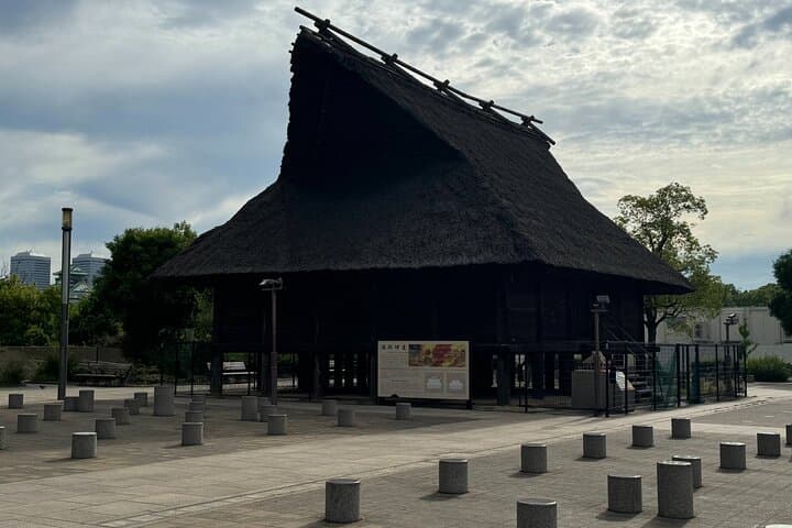 Guided Tour of Osaka Castle and Osaka Historical Museum — photo 11