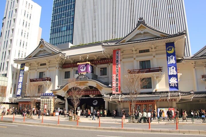 Tokyo: Know about Traditional Performing Kabuki and Ginza Walking — photo 3