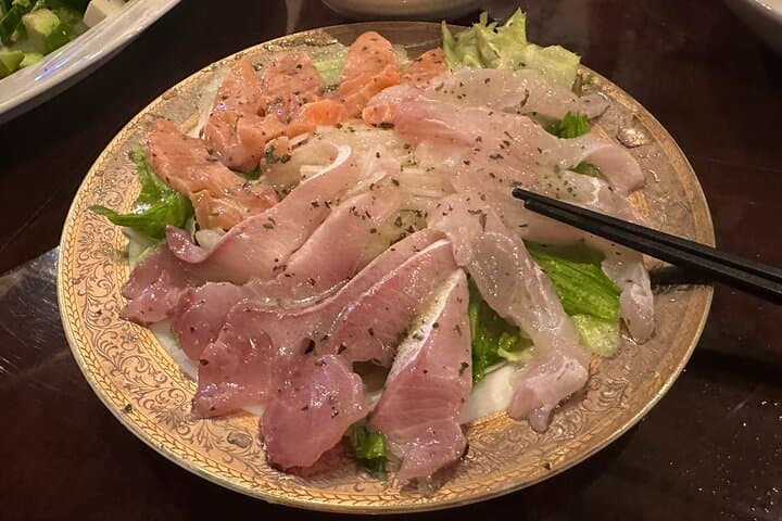 Cat Cafe & Bar Private Tour in Yanaka — photo 8