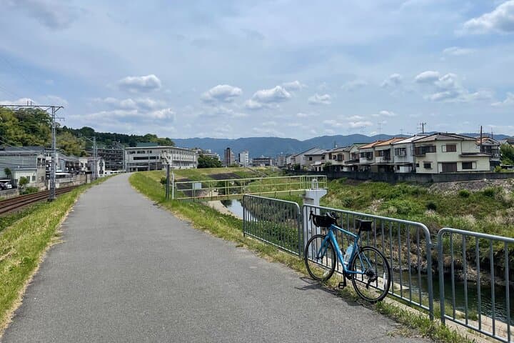 Scenic Riverside Ride in East Kyoto — photo 4