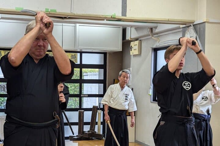 Samurai Sword Training with a Dan Master in Shinjuku, Tokyo — photo 3