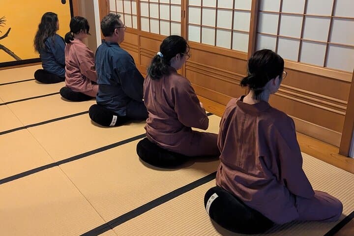 Private Zen Meditation in English in Shinjuku, Tokyo — photo 3