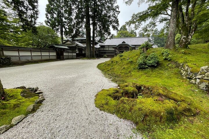 Kyoto: Enryakuji Highlights – 2-Hour Sacred Express Tour — photo 5