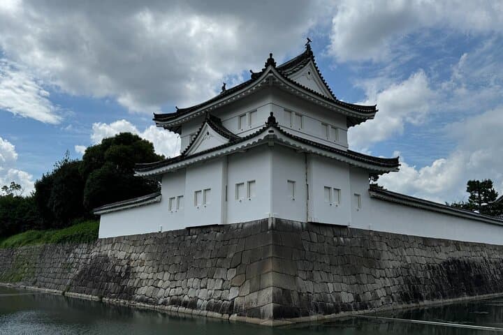 Kyoto: Nijo Castle, Noble Architecture and Gardens Guided Tour — photo 10