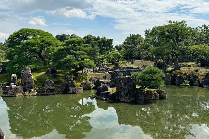 Kyoto: Nijo Castle, Noble Architecture and Gardens Guided Tour — photo 16