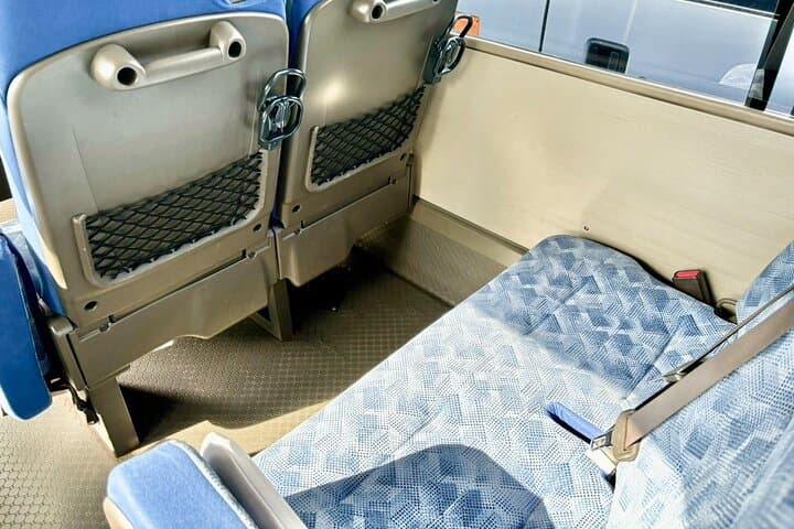 Private Transfer New Chitose Airport CTS to Niseko Hirafu by bus — photo 3