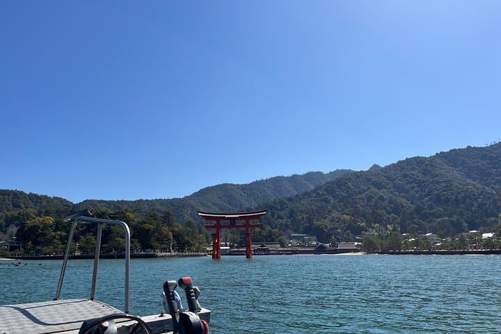 3 Hour Nanaura Tour around Miyajima with Lunch Box — photo 3