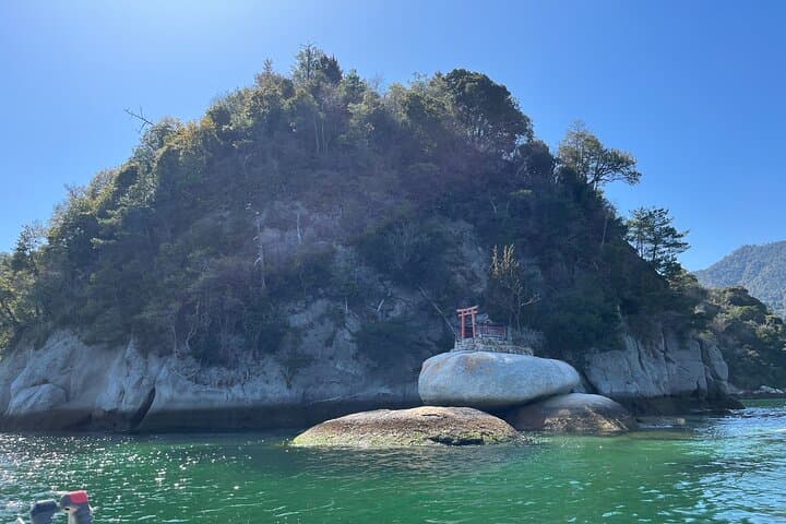 3 Hour Nanaura Tour around Miyajima with Lunch Box — photo 7