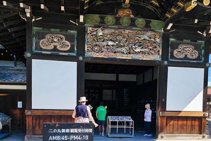 Kyoto Imperial Palace & Nijo Castle Guided Walking Tour - 3 Hours — photo 13