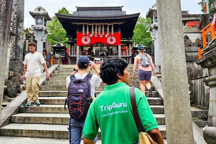 Kyoto: Fushimi Inari Taisha Small Group Guided Walking Tour — photo 8