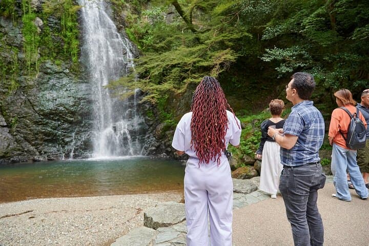 Osaka: Minoo Waterfall Private Guided Tour - 2.5-Hour Scenic Hike — photo 2