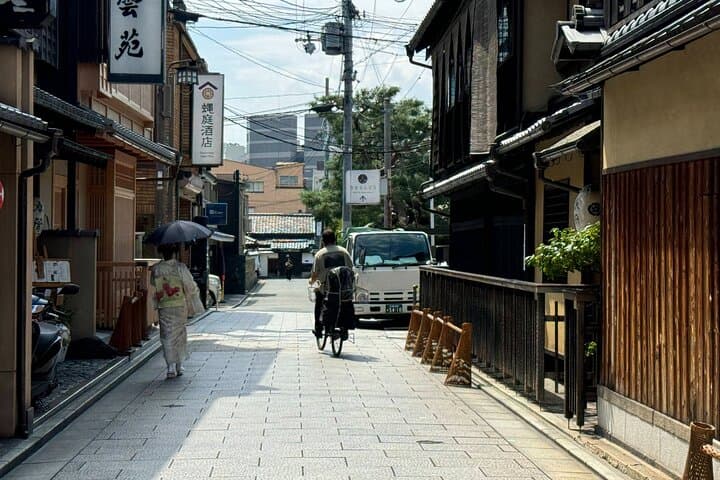 Kyoto: Half-Day Private Tour Gion Geisha Districts & Kiyomizu — photo 11