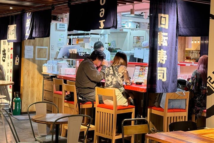 Osaka Umeda: Private Local Izakaya Bar Hopping Experience — photo 12