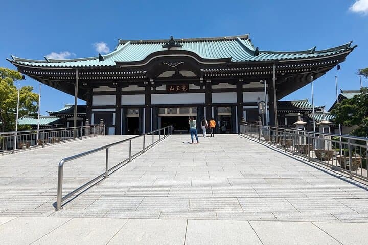 Guided Tour of Nagoya by Car — photo 2