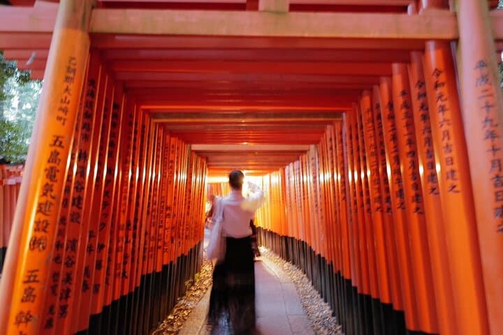 Kyoto Fushimi Inari Night Walking Tour — photo 7