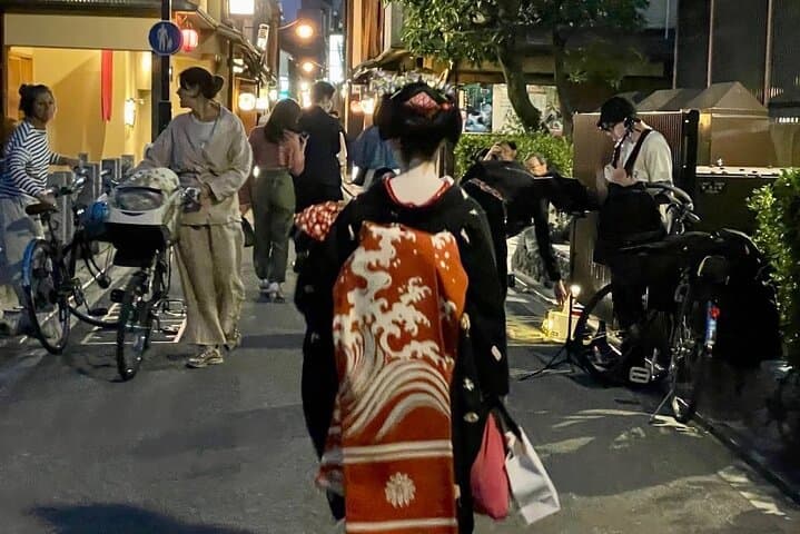 The Kyoto Wagyu & Perfume Cocktail Odyssey — photo 10