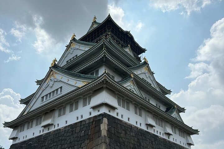 Osaka Castle Walking Tour — photo 3
