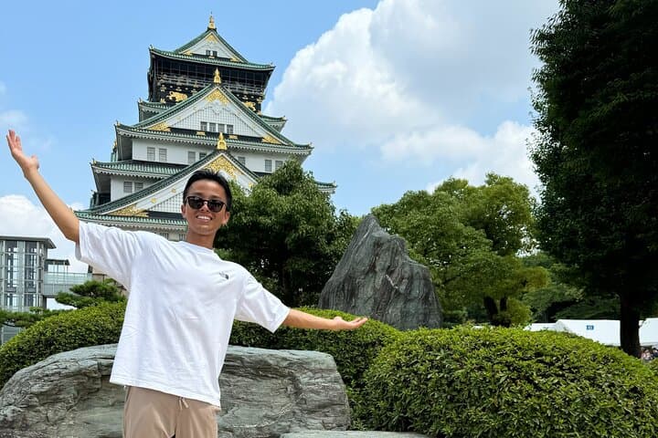 Osaka Castle Walking Tour — photo 2