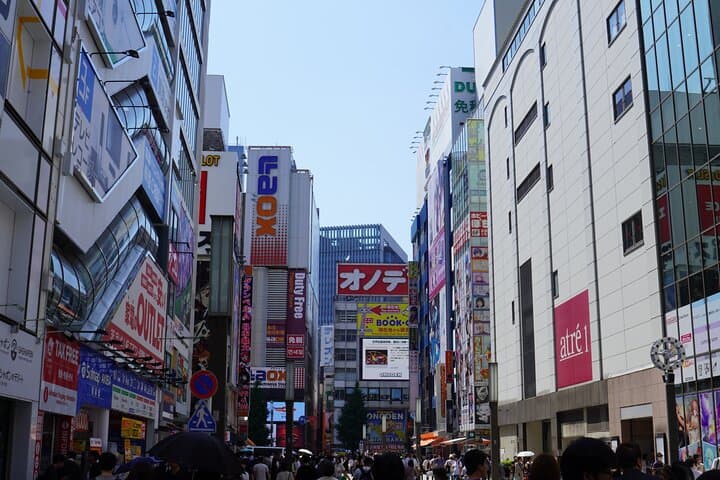 Gourmet & Sightseeing Tour with Photoshoot in Asakusa, Tokyo — photo 14