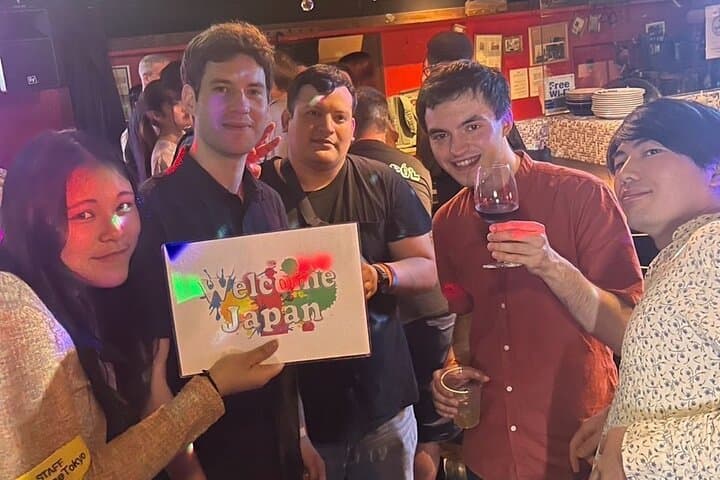 Meet Locals experience Fun Chat Drink Osaka International Party — photo 6