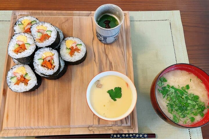 Tokyo 7hr Private Guided Tour & Sushi Roll Making Experience — photo 1