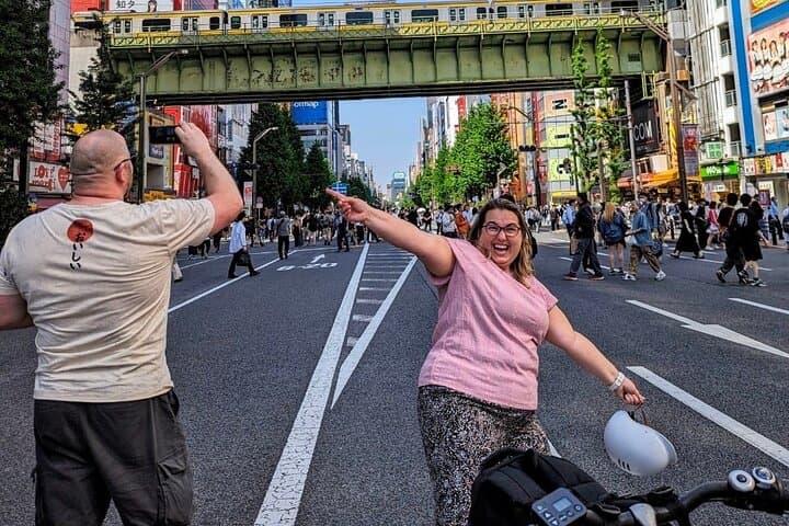 Tokyo Deep Inside Cycle Tour～3 Hours E Bike Tour around Tokyo — photo 4