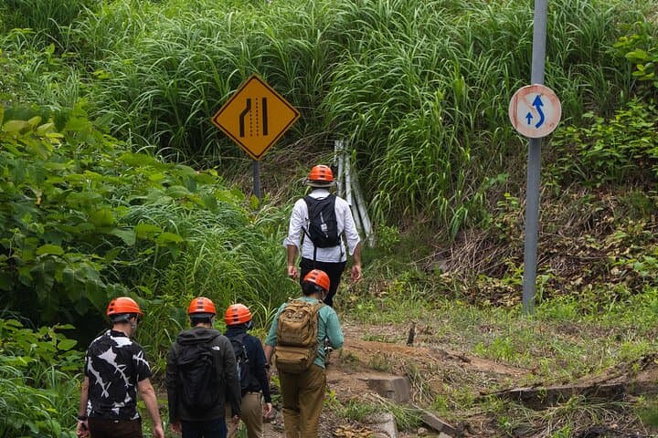 Guided Hiking on Active Volcano in Toya-Usu UNESCO Global Geopark
