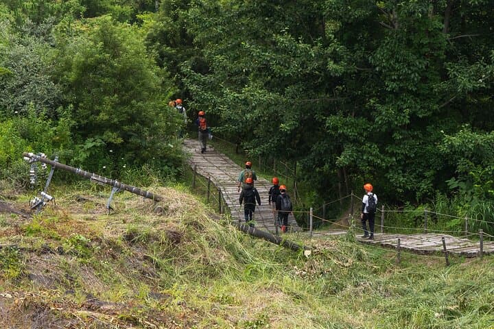 Guided Hiking on Active Volcano in Toya-Usu UNESCO Global Geopark — photo 3