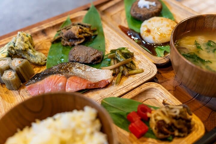 Ainu Cultural Experience in Forest in Biratori Town, Hokkaido — photo 5