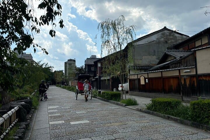 No. 1 E-Bike Tour for Up to 5 Guests in Kyoto with a Local! — photo 19