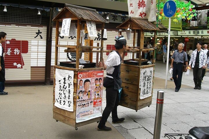 Asakusa Food Sample Experience Tour and Kappabashi Bridge — photo 15