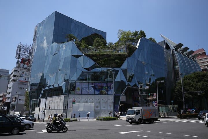 Aoyama Art Museum Tour from Tokyo — photo 11