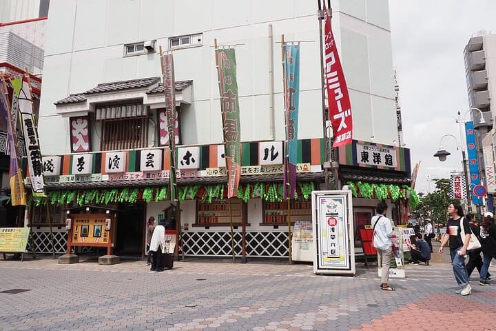 Asakusa Food Sample Experience Tour and Kappabashi Bridge — photo 20