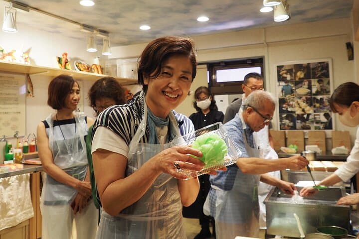 Asakusa Food Sample Experience Tour and Kappabashi Bridge — photo 10