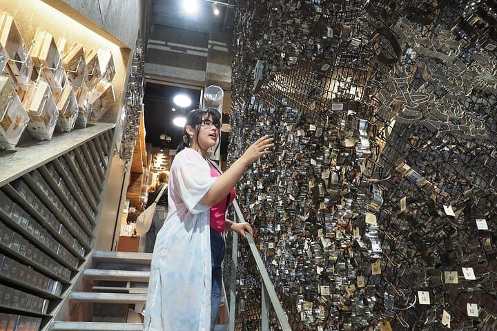 Asakusa Food Sample Experience Tour and Kappabashi Bridge — photo 19